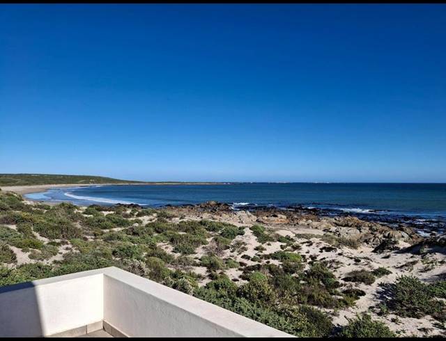 6 BEDROOM HOUSE FOR SALE IN DUYKER EILAND